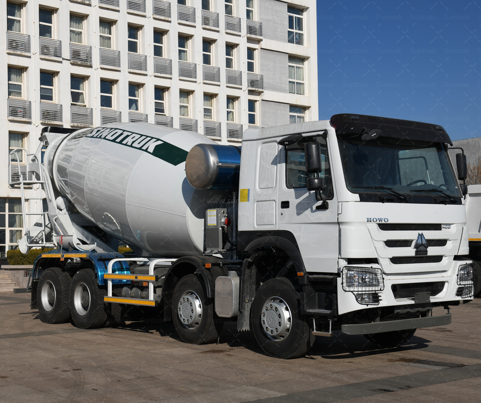 SINOTRUK HOWO Concrete Mixer Truck for Africa Market